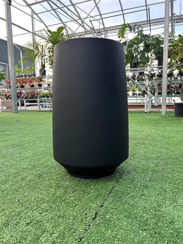 Brut Round Planter – Black Matte Modern Indoor Plant Pot