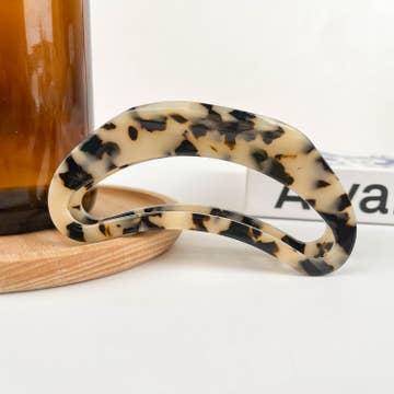 cheetah print oval shaped hair clip