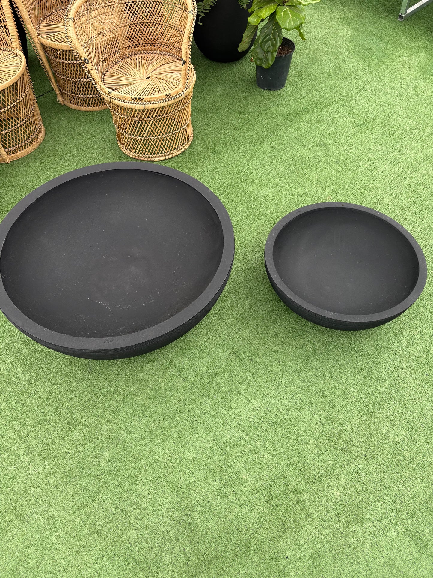 Linea Low Planter Bowl – Black Modern Indoor Plant Pot