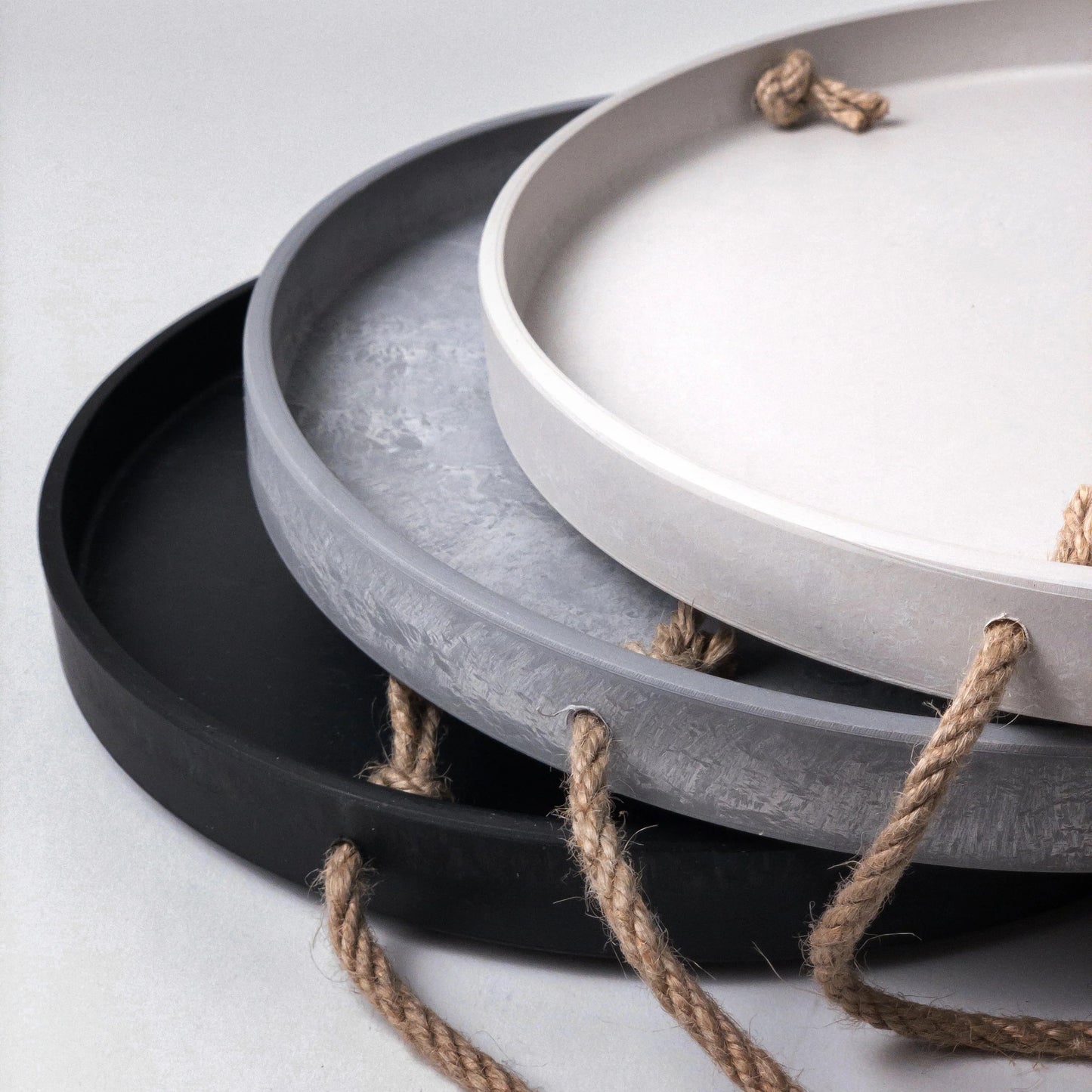 10" Kanso Designs Hanging Tray