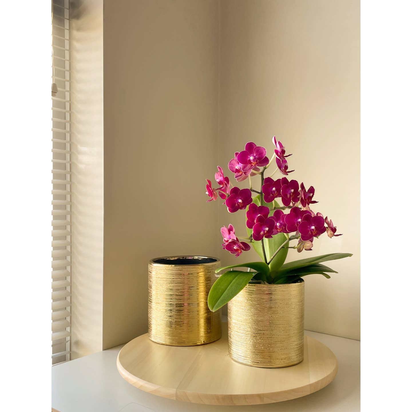 Etched Gold Pot