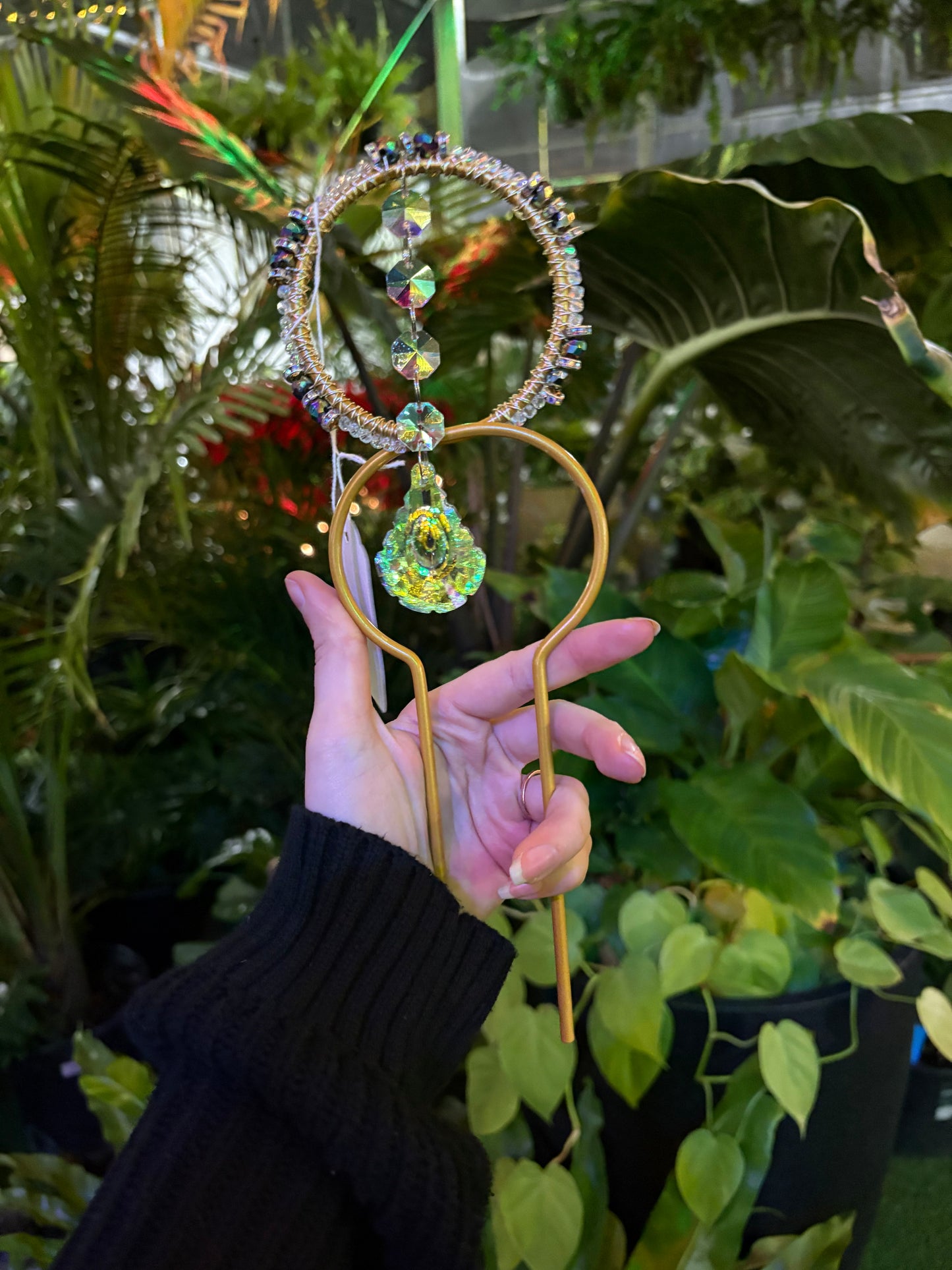 decorative crystal plant stake sun catcher with two hoops